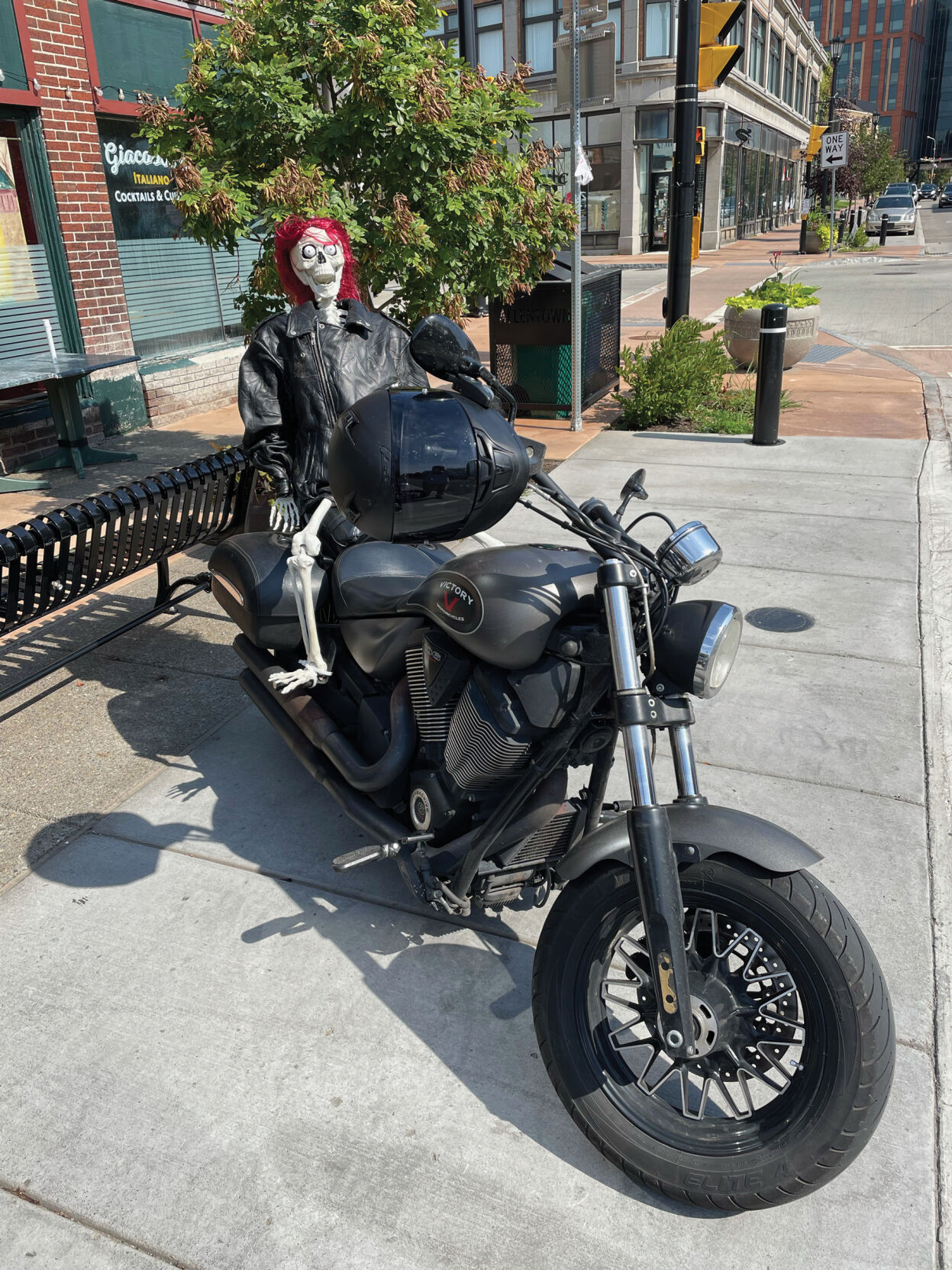 Scary wheels on Allen Street